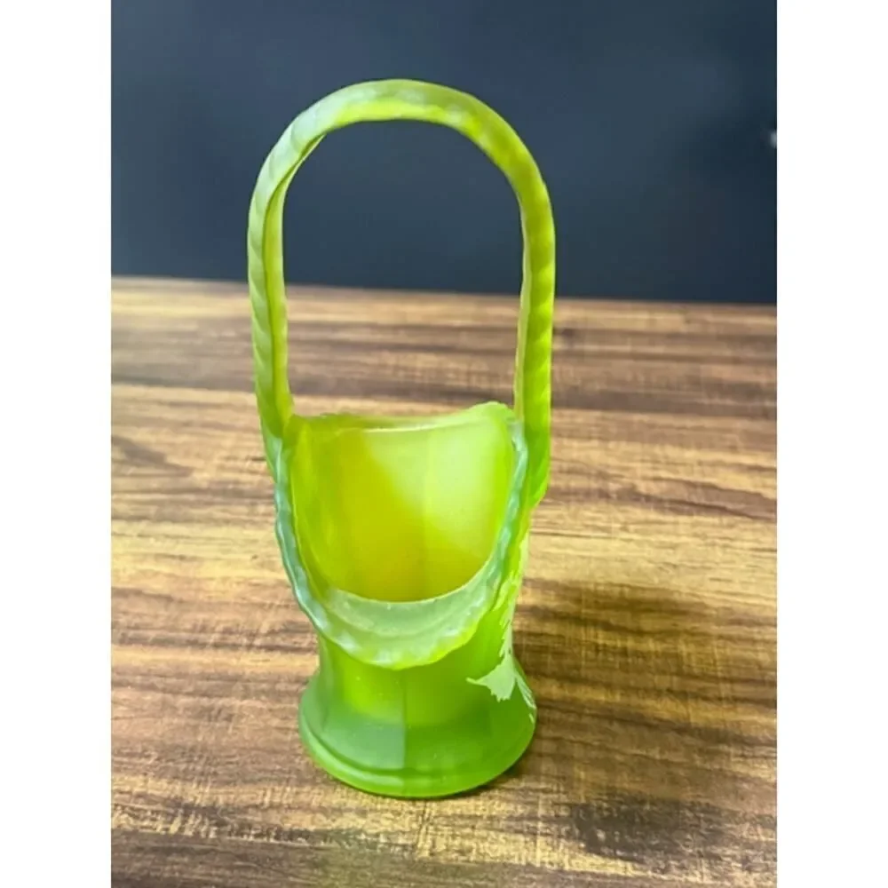 Westmoreland green frosted